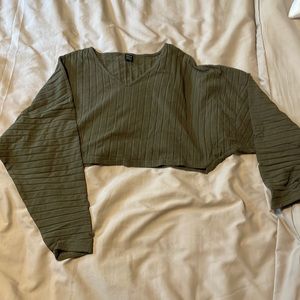 Olive green S womens long sleeve crop top